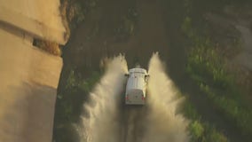 LA police chase ends with car getting into canal in Pico Rivera
