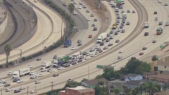Traffic snarled on 10 Freeway near Boyle Heights after fatality