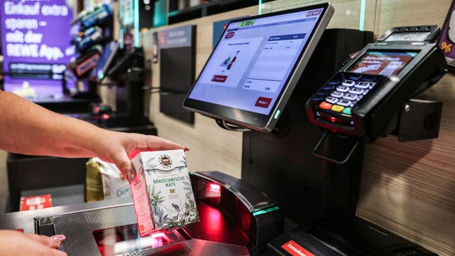 California grocers push to allow alcohol sales at self-checkout