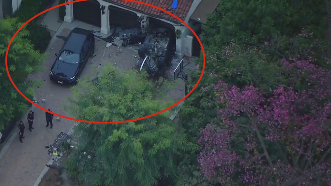 Driver killed after crashing into South Pasadena home