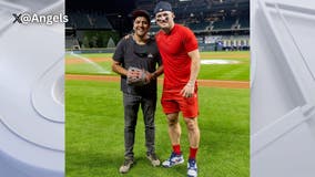 Mike Trout hits 400th home run, plays catch with fan who caught ball