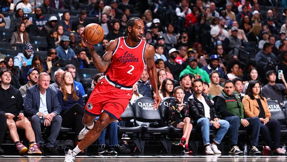 Kawhi Leonard appears unfazed by scandal: 'I've been through times like these before'