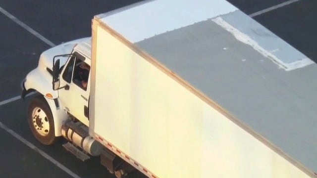 Box truck driver in custody after leading police chase across LA, San Bernardino counties