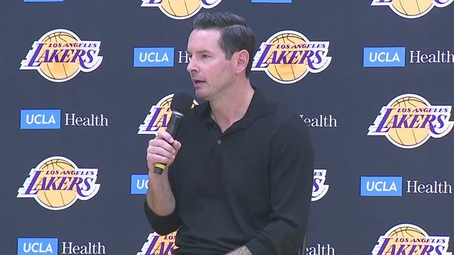 JJ Redick gets contract extension to keep coaching Lakers