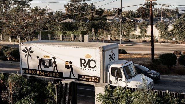 Moving in Los Angeles: What the Data Shows