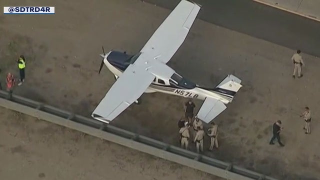 Small plane makes emergency landing on San Diego freeway