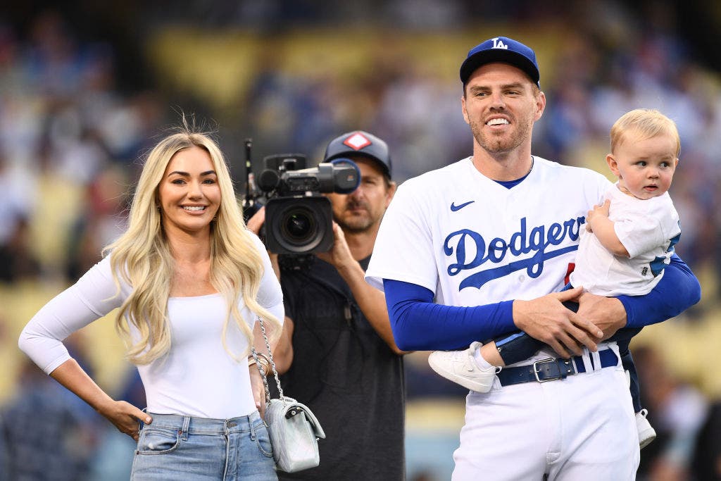 World Series 2025 tickets: Freddie and Chelsea Freeman announce giveaway