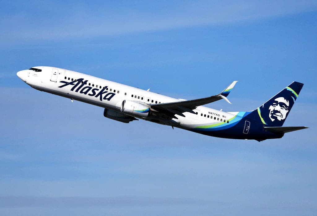 Aloha, Burbank! Alaska Airlines launches first direct Hawaiʻi flight in 20+ years