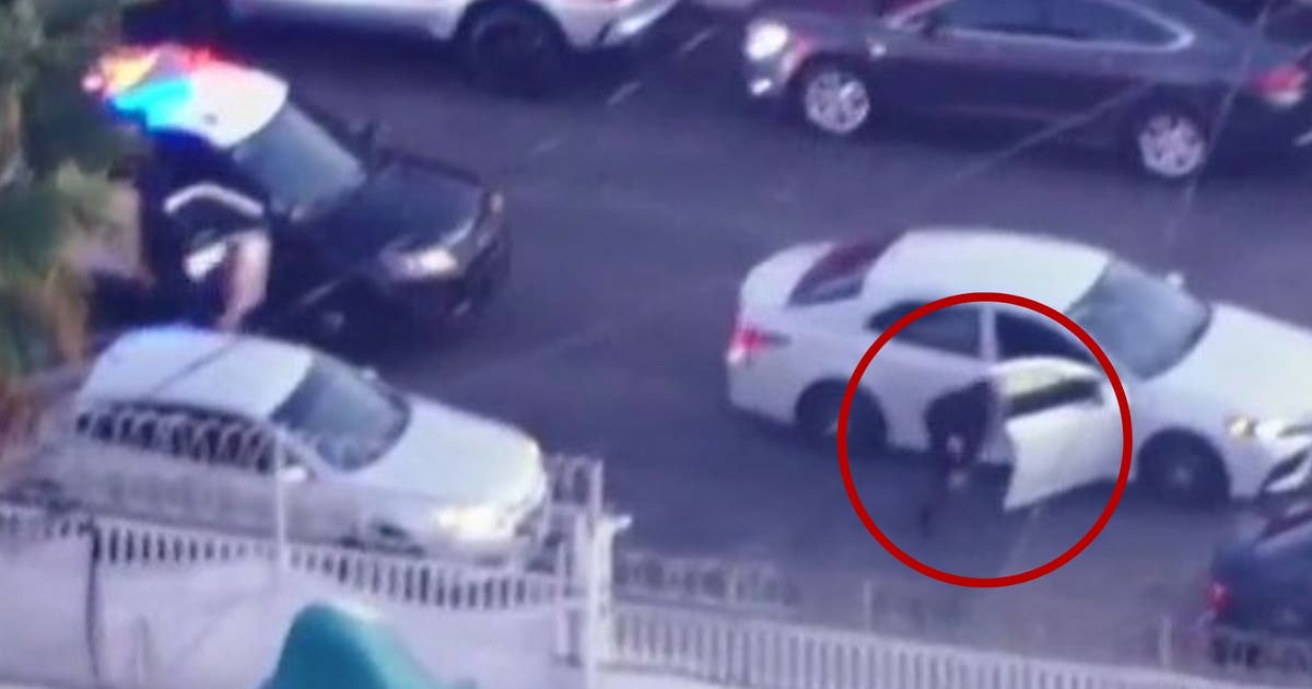Possibly-armed suspect leads police chase across Los Angeles | FOX 11 ...