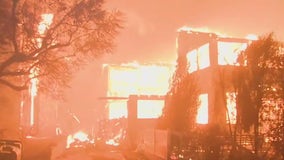 Firefighters ordered to leave before Palisades Fire: report