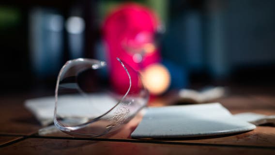 Woman stabbed in neck by sister during haircut in Simi Valley