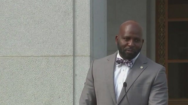 Former LA deputy mayor sentenced to probation for reporting fake bomb threat at City Hall