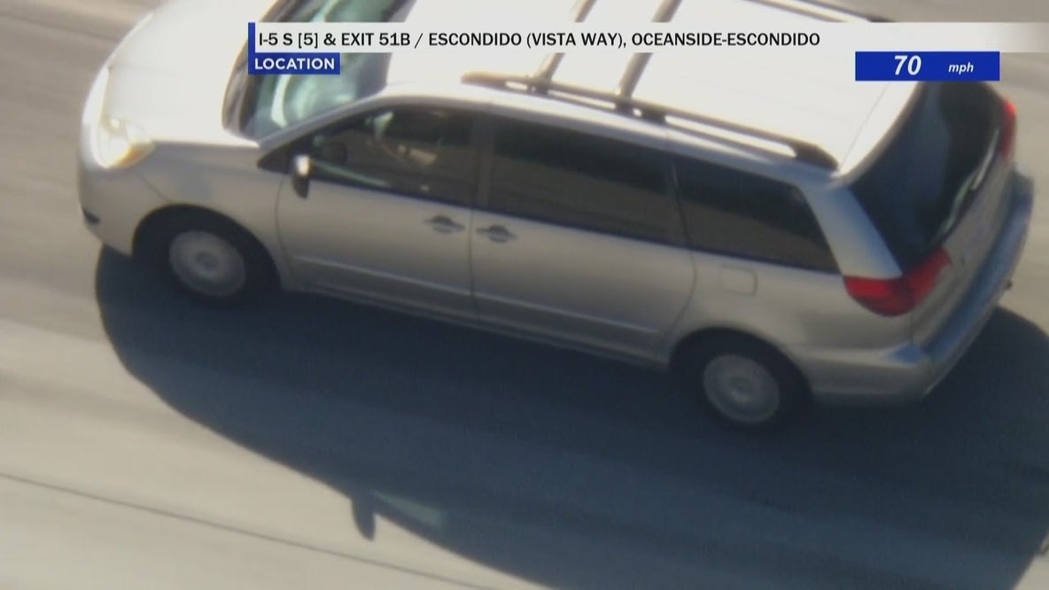 Woman in stolen minivan escapes, crosses US-Mexico border after 4-county pursuit across SoCal