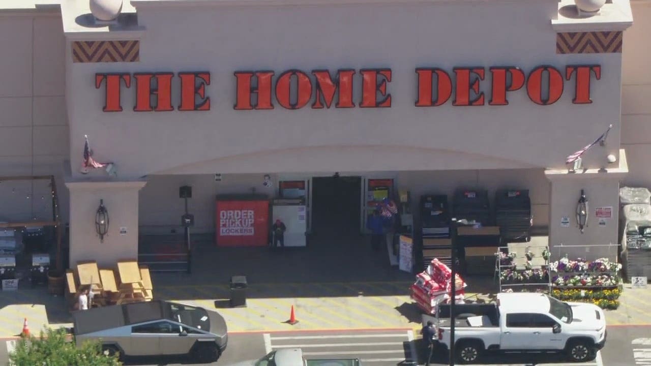 Baby separated from man by federal agents in Los Angeles, activists say