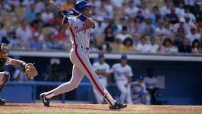 Trump pardons Darryl Strawberry, former MLB star, on past tax evasion and drug charges