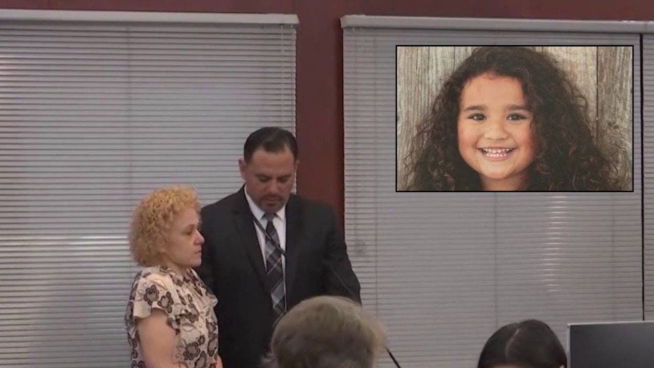 Ashlee Buzzard pleads not guilty in 9-year-old daughter's death