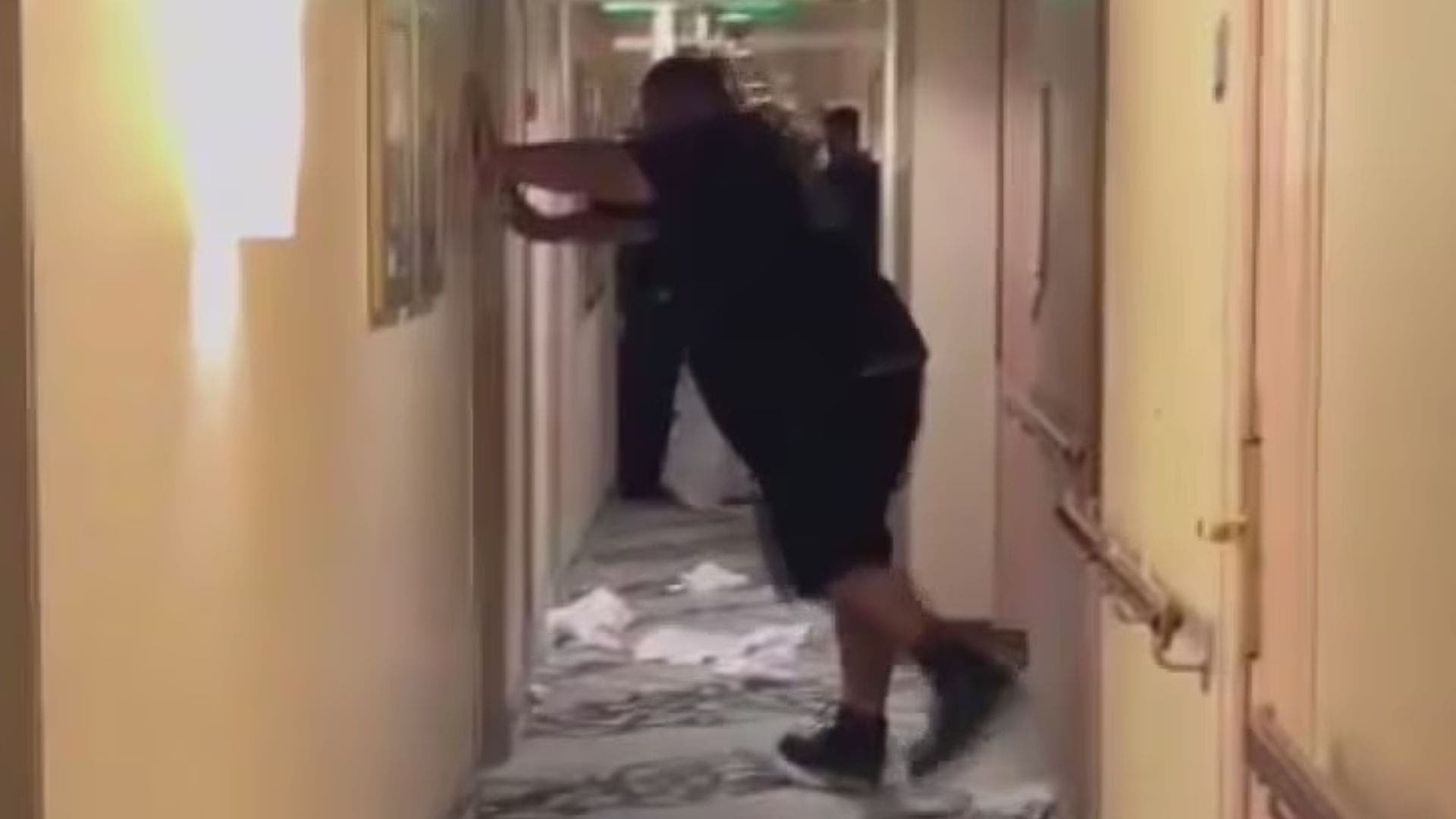 Royal Caribbean cruise ship passenger allegedly served '30-plus' drinks before custody death: Lawsuit