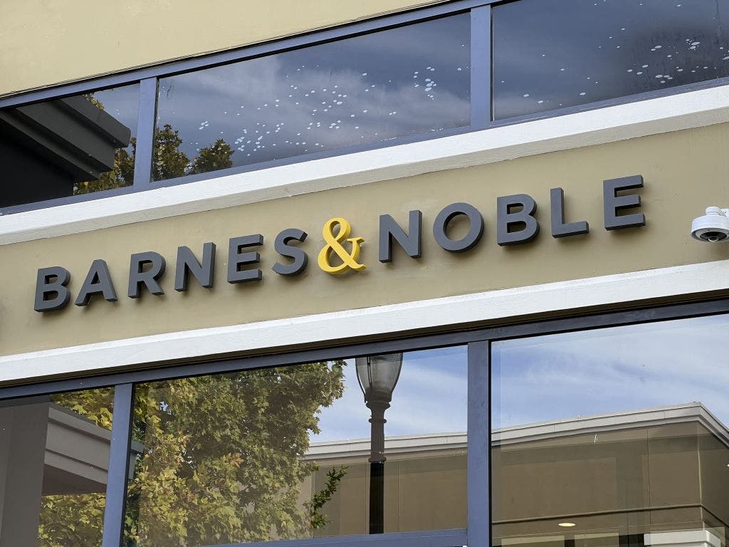 Barnes & Noble to open 60 new stores in 2026