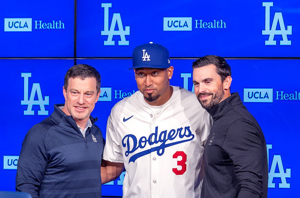 'I'm looking to win,' Edwin Díaz officially joins the LA Dodgers