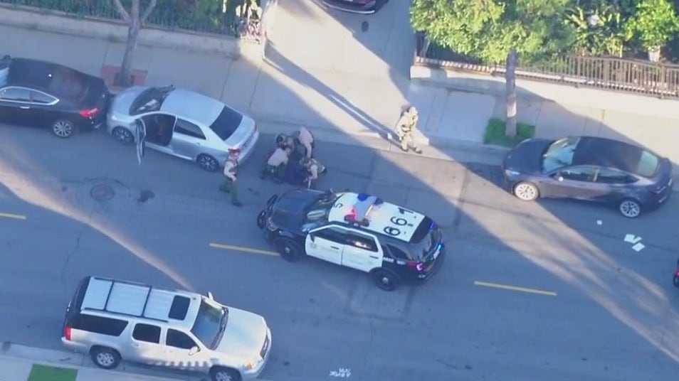 Alleged reckless DUI driver in LA County taken into custody after brief pursuit