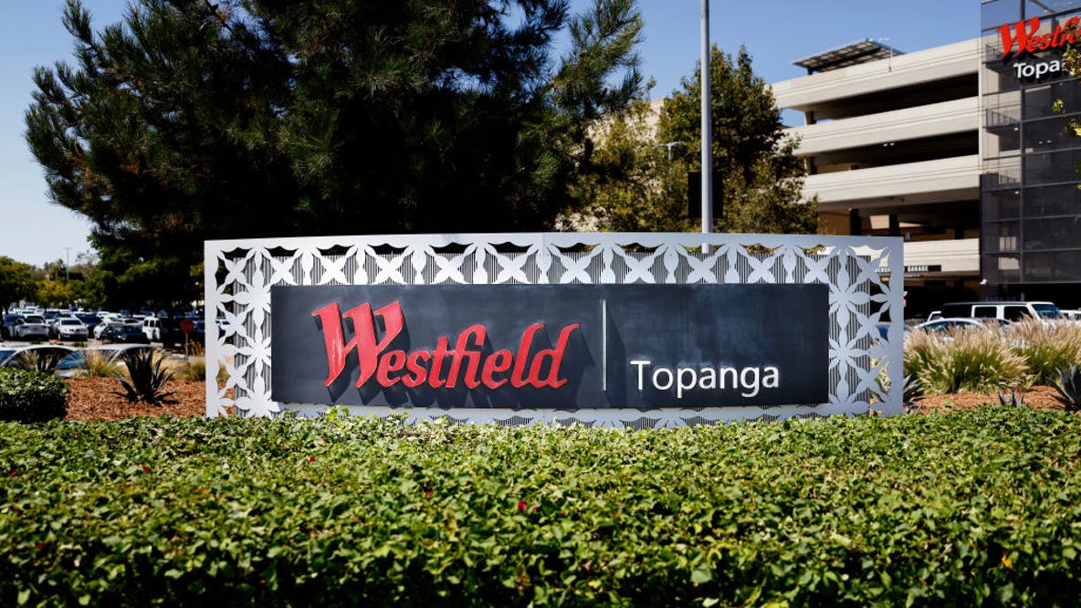 15-year-old boys stabbed, robbed at Westfield Topanga mall