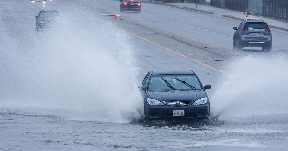 Southern California rain tapers off as holiday storm moves out | FOX 11 ...