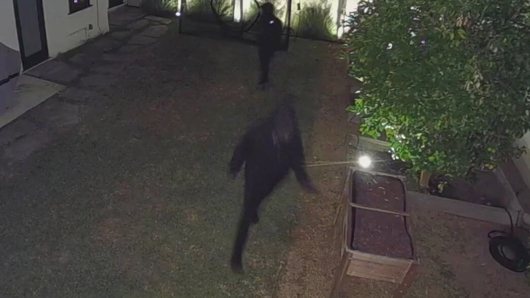 LA homeowner uses AirTag to track thieves, stolen goods