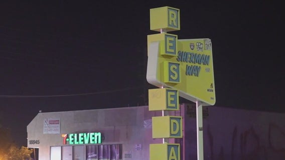 7-Eleven shooting: Alleged armed suspect shot, killed by LAPD officers in Reseda