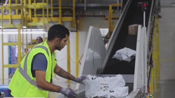 Inside look at Amazon’s Burbank delivery station on Cyber Monday