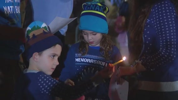 Increased security at LA Hanukkah events amid shooting in Australia