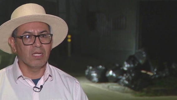 Los Angeles man quits job to clean city streets