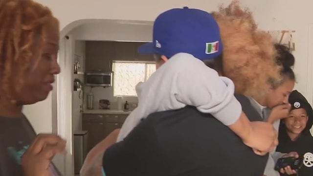 'Hood Santa' helps Long Beach mother of 6 in search for housing