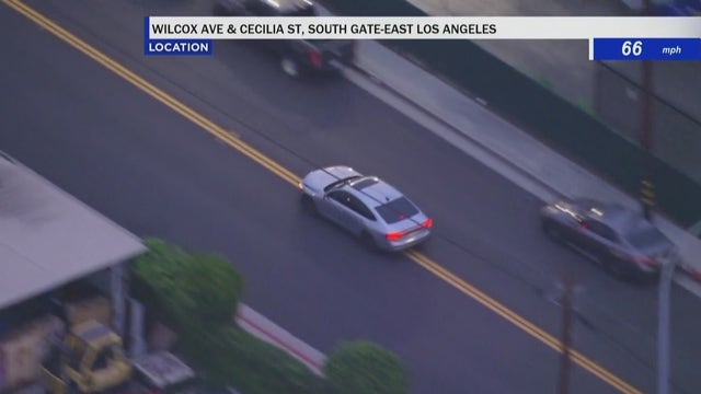 Burglary suspect leads sheriff's deputies on chase through East LA