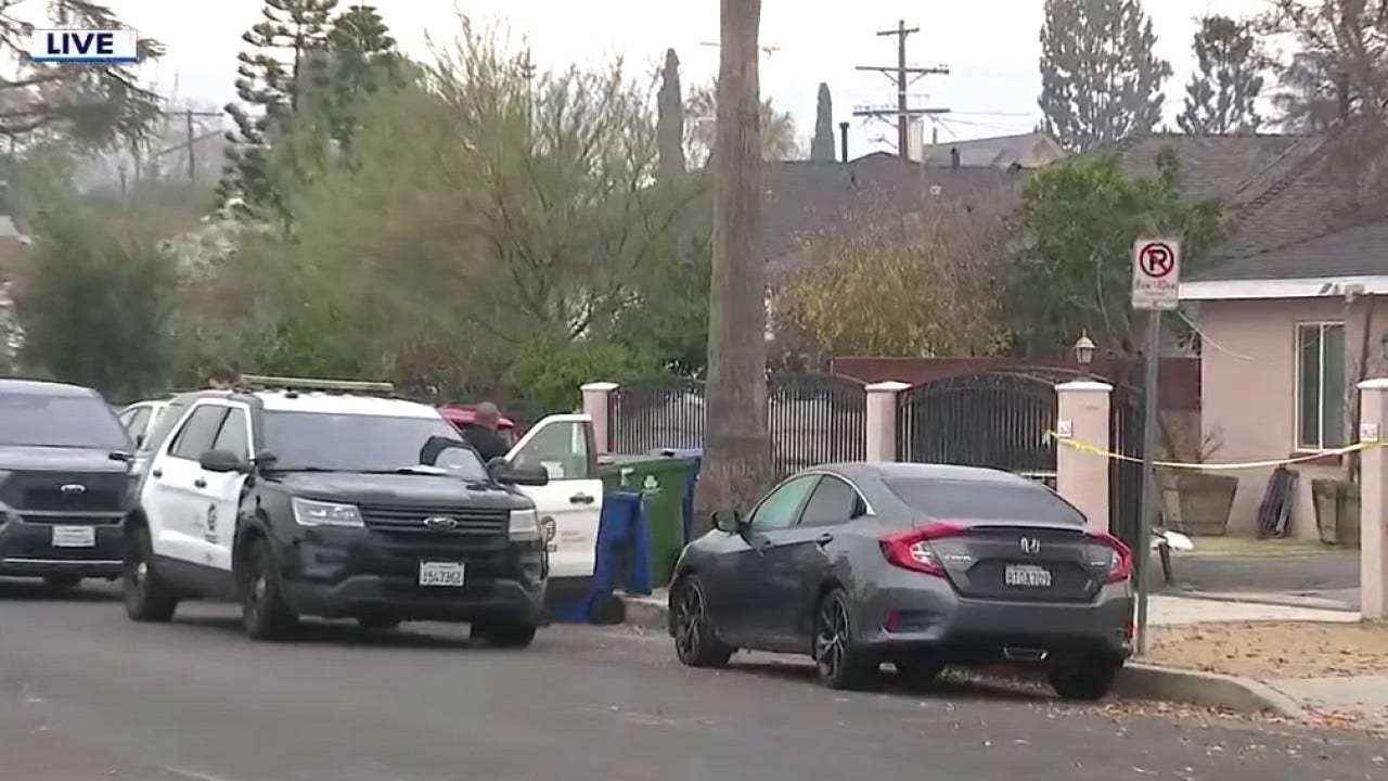 Man arrested after wife found dead in North Hollywood home