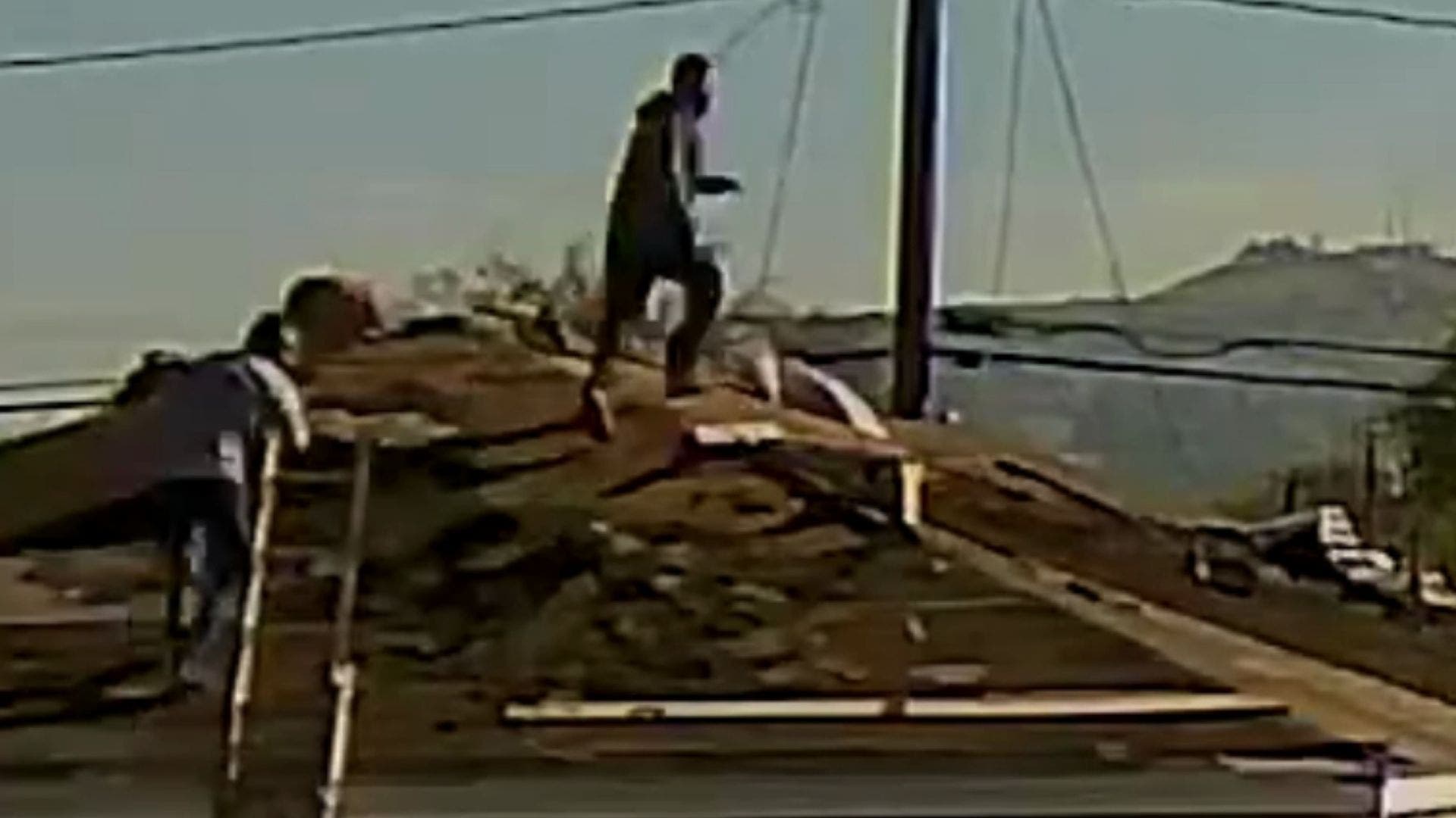 VIDEO: Construction workers jump across roofs mid-ICE raid in Los Angeles County