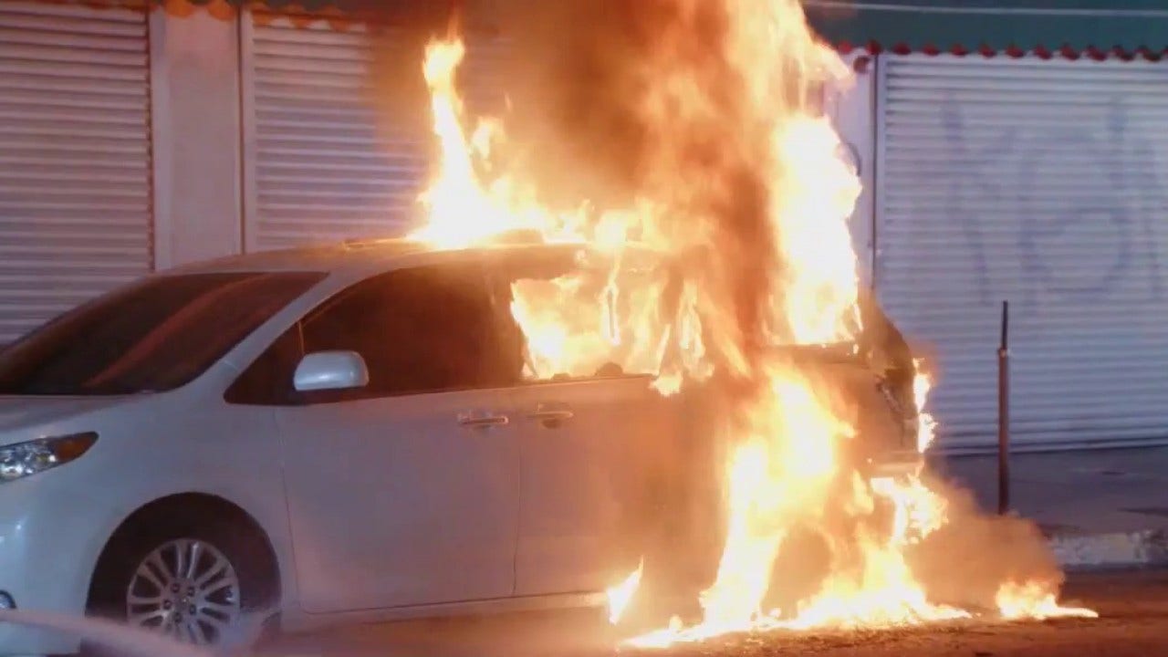 Suspected arsonist on the run in downtown LA