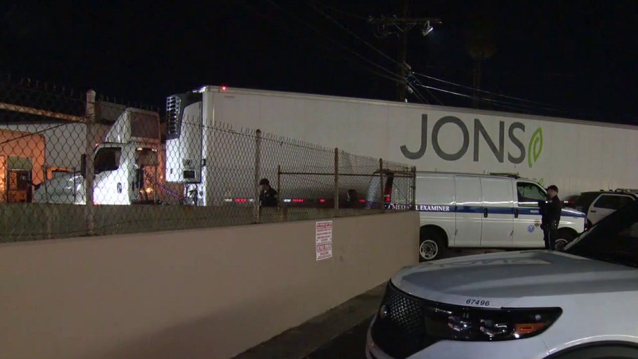 Man crushed by semi-truck in Van Nuys grocery store parking lot