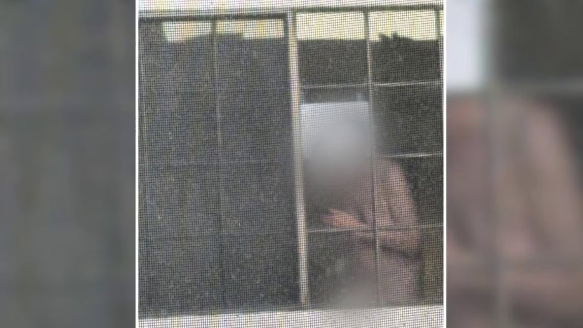 Sherman Oaks neighbors frustrated by man walking around naked inside his home