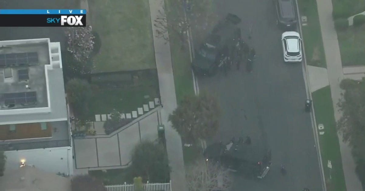 Break-in suspect leads hours-long standoff in West Los Angeles