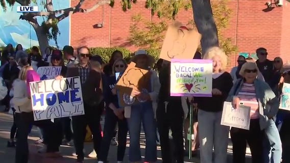 Palisades Charter HS students return a year after wildfire destroyed campus
