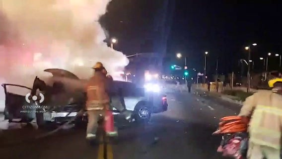 1 dead, another seriously injured in South LA crash