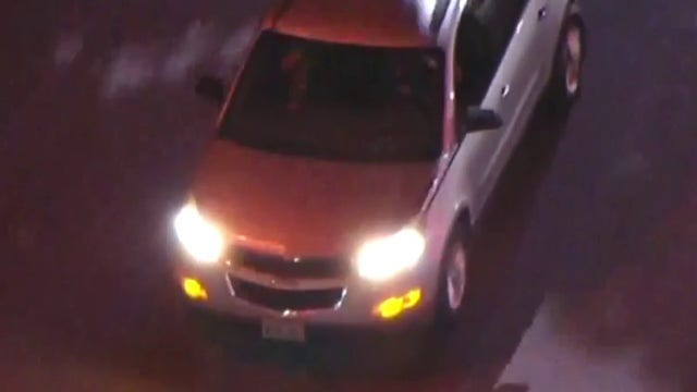 Possible parolee leads police chase across Los Angeles