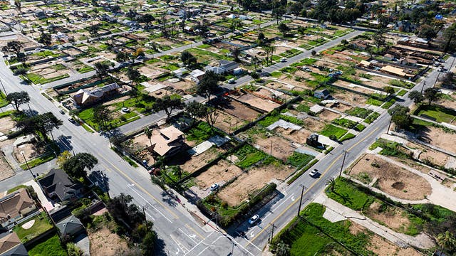 SoCal Edison lawsuits allege evacuation and water failures worsened Eaton Fire