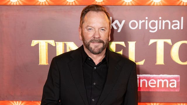 Kiefer Sutherland accused of attacking ride-share driver in Hollywood