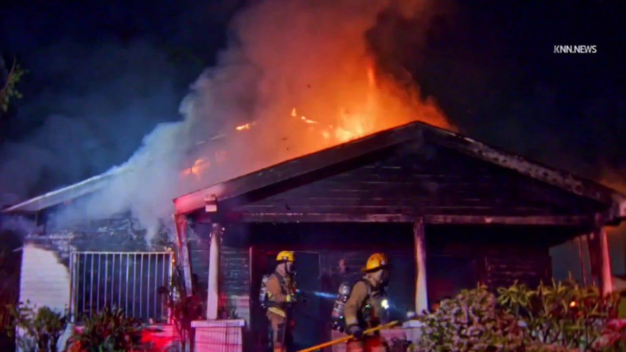 Teen killed, elderly woman critically injured in Hollywood house fire