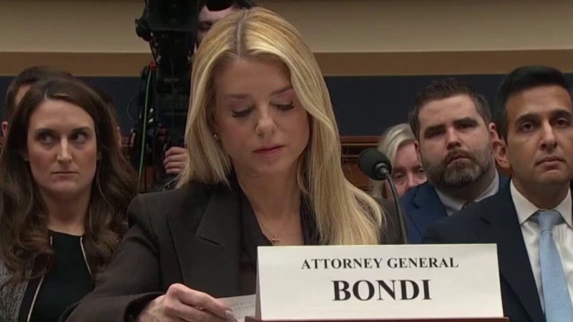 Pam Bondi makes 'crime' claims about Culver City; Mayor says stats say otherwise. Locals also disagree with AG