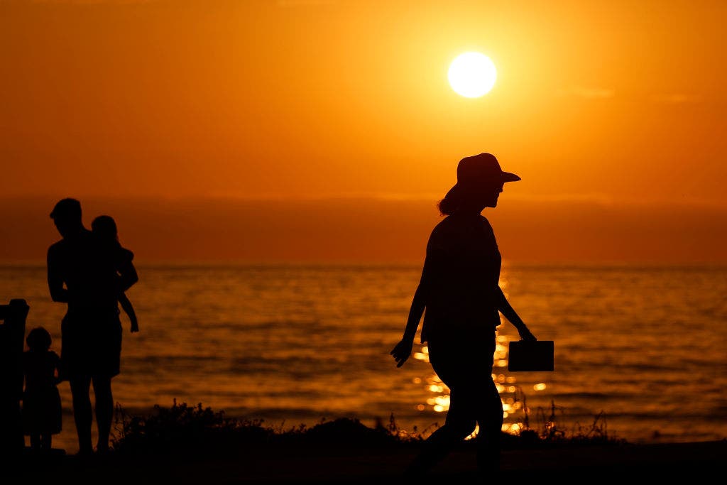 Record-breaking heat forecasted for Southern California through Friday: Timeline