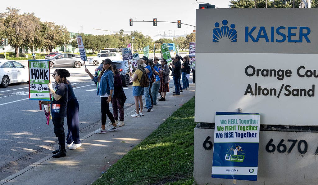 Kaiser Permanente strike enters 2nd week as more workers join picket lines