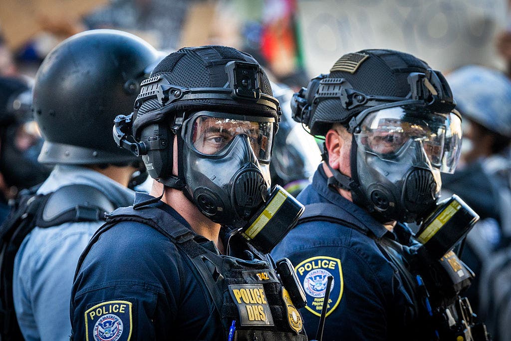 Report exposes new ICE hubs near California schools, clinics — See where