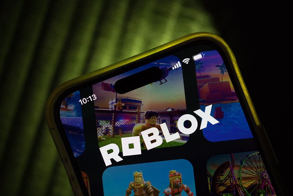 LA County lawsuit claims Roblox exposed children to predators